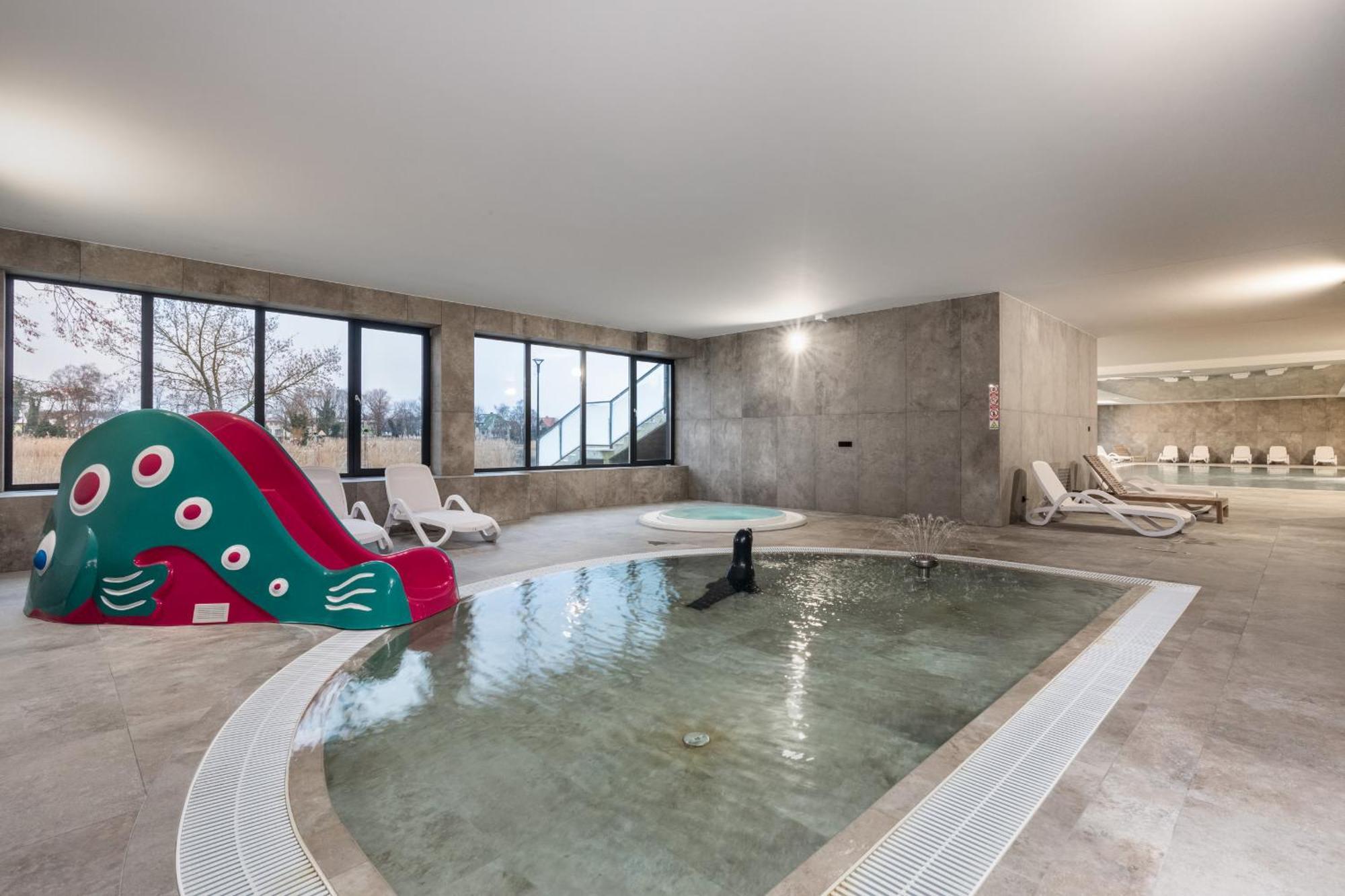 Dziwnow Luxurious Apartment No1 By The River By Renters Prestige Екстер'єр фото
